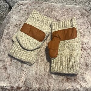 Convertible fingerless mittens